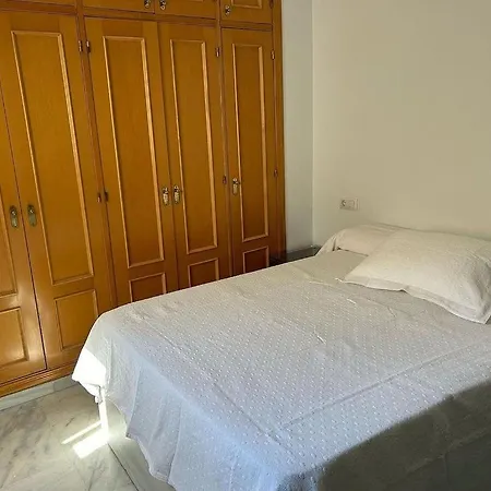 Homestay Vbr3-habitaciones Con Terraza Y Piscina Fuengirola